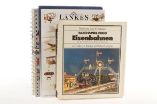 3 Auktionskataloge und Battenberg-Buch, Alterungsspuren