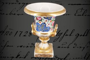 Biedermeier-Fußbecher, ungemarkt, handbemalt, Vergoldung teilweise abgerieben, 19. Jh., 19 cm