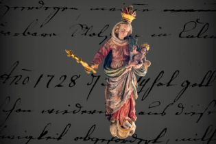 Barocke geschnitzte Madonnenfigur, um 1800, Maria Immaculata, mit Kind und Mondsichel, originale