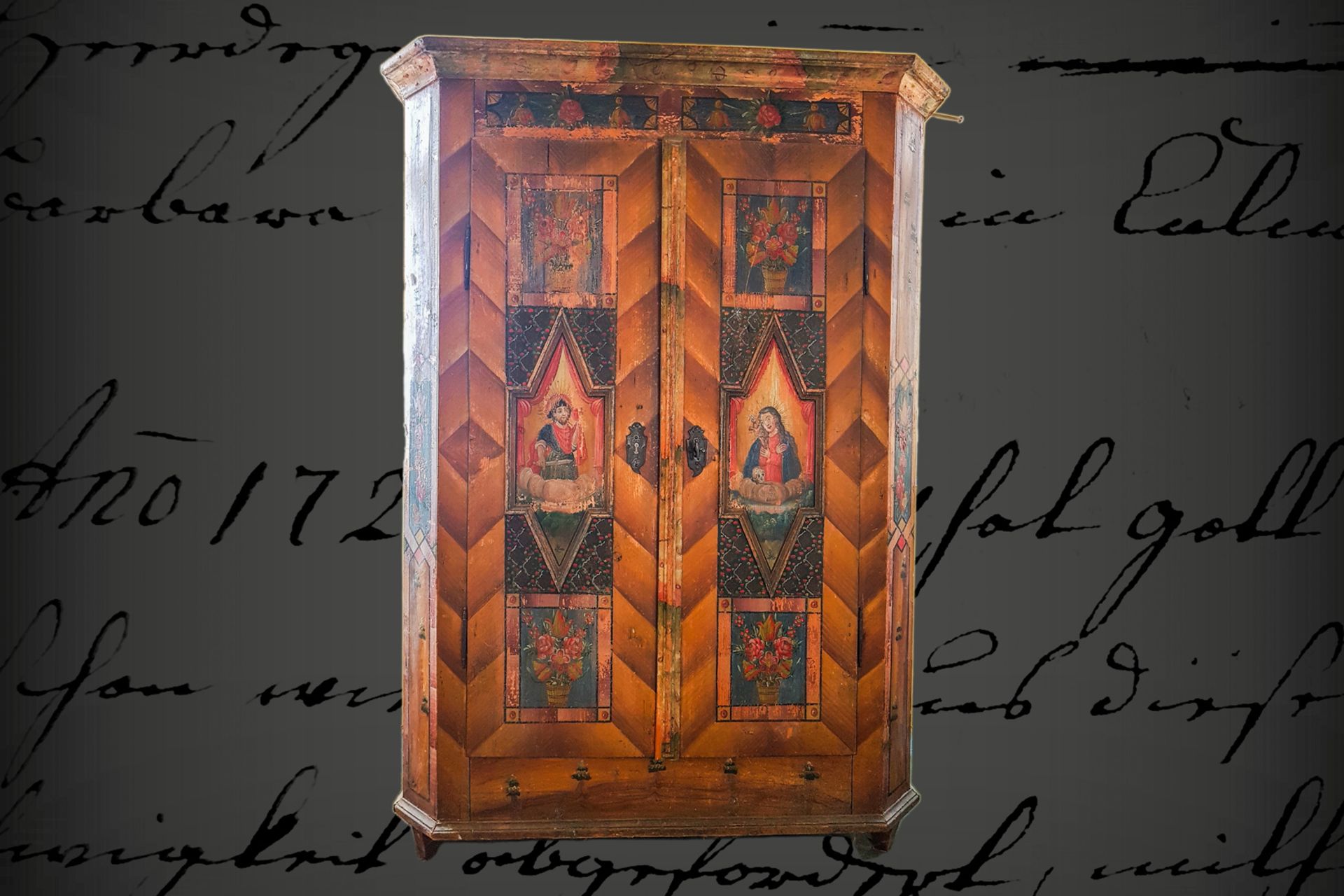 2-türiger abgeschrägter Bauernschrank, um 1800, farbig bemalt, mit christlichen Motiven,