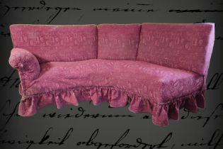 Gepolstertes Eck-Sofa, um 1900, aufarbeitungsbedürftig, L 200 cm