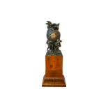 Außergewöhnliche Bronzeskultpur, um 1910, signiert ”E. Sala”, Bronze-Weltkugel mit 5-spännigem