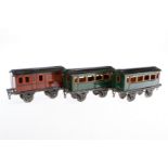 3 Märklin Wagen 1872 und 1873, Spur 1, CL, LS und gealterter Lack, L 19,5, Z 3