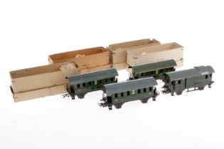 4 Märklin Wagen 327/328, Spur H0, Blech, grün, je im Karton, Z 4