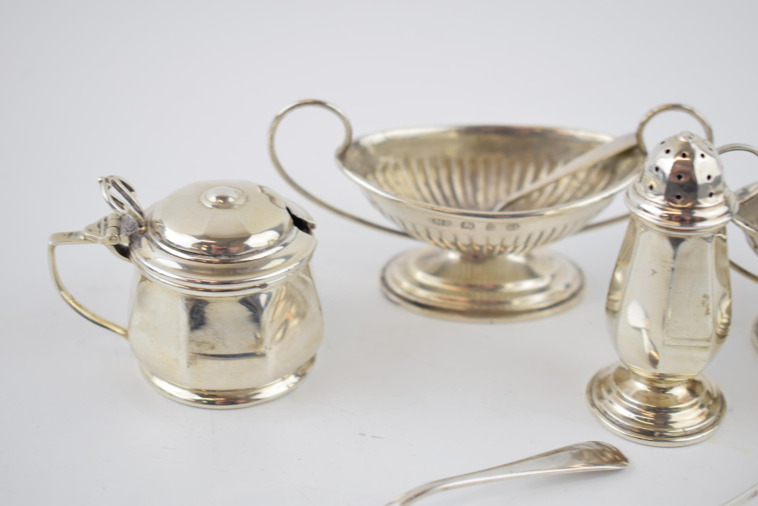 A collection of mid 20th century fully hallmarked silver items, to include pepper pot, mustard pot - Image 2 of 4