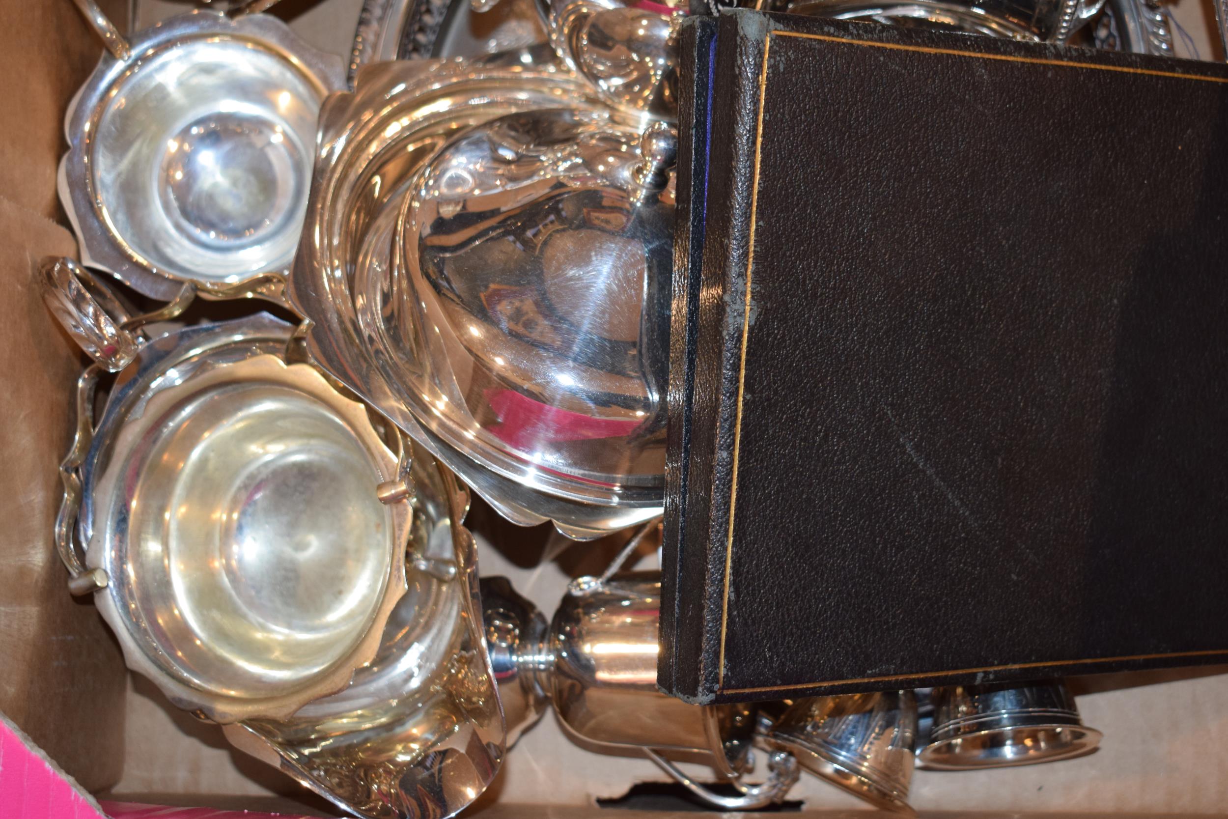A good collection of silver plated items to include tea and coffee pots, dinnerware, cutlery and - Image 4 of 4