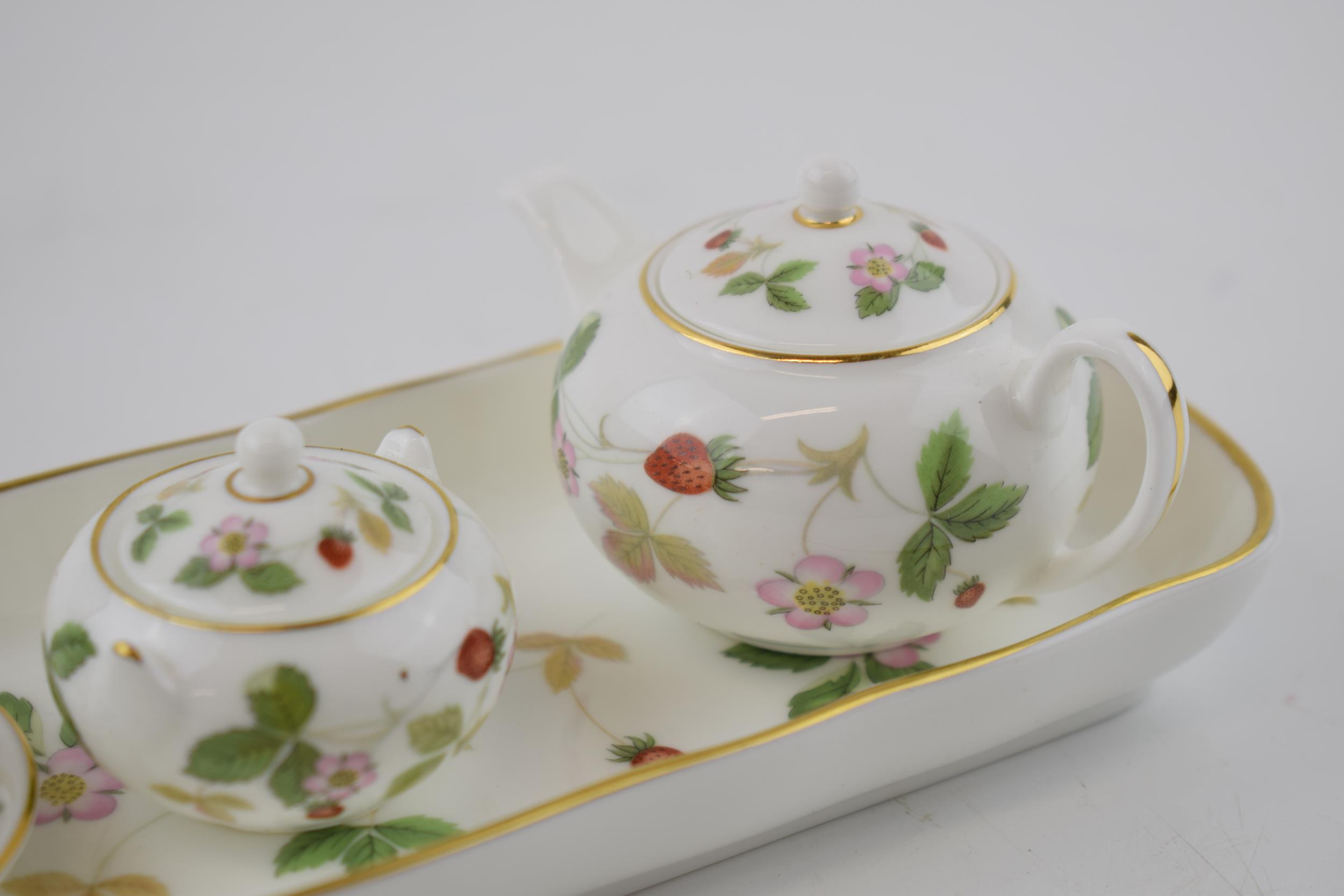 Wedgwood Wild Strawberry miniature tea set to include a teapot, lidded sugar, jug, cup and saucer - Image 2 of 4