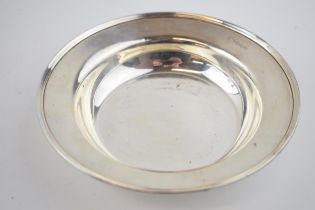 Silver bowl hallmarked Sheffield 1927. Diameter 14.5cm. 106.5 grams. In good clean condition.