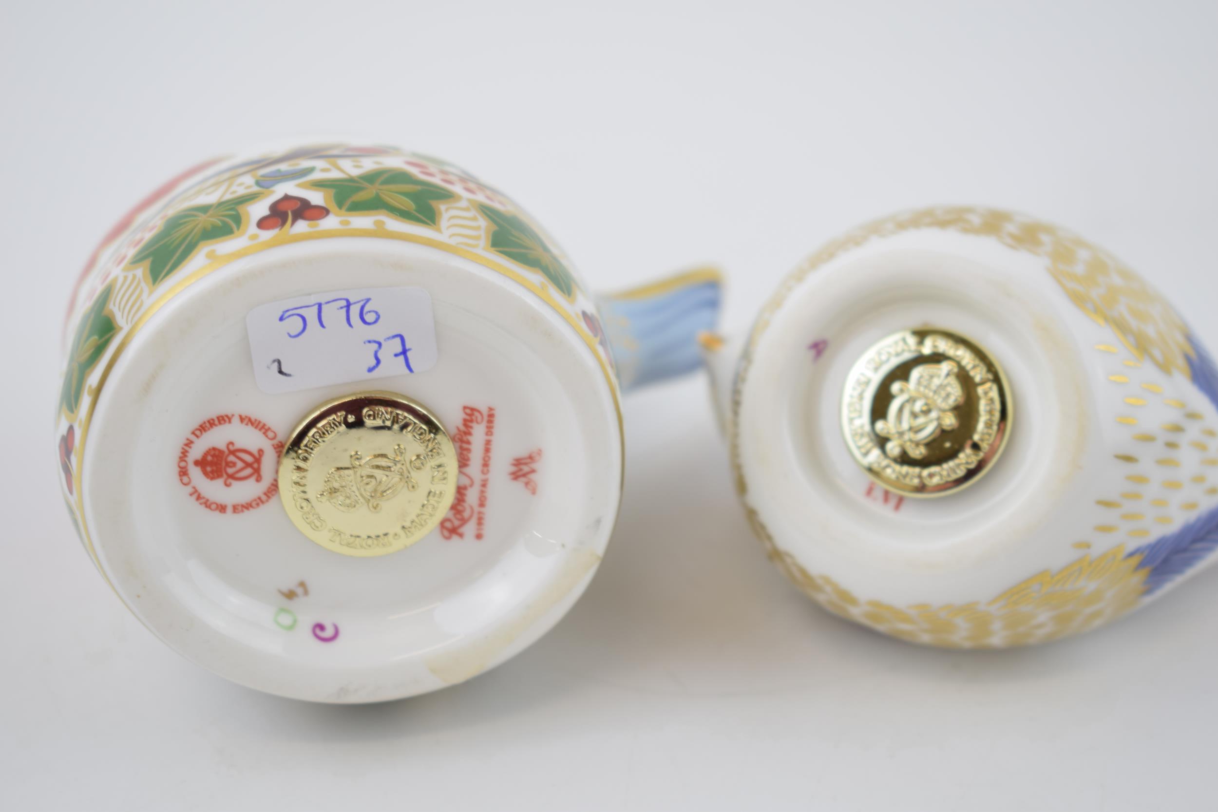 Royal Crown Derby paperweights to include a Robin Nesting and a Goldcrest, with gold stoppers (2). - Image 2 of 2