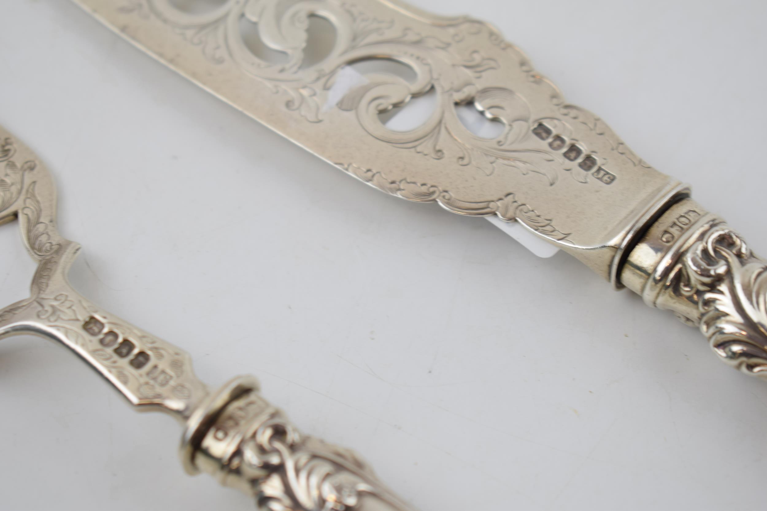 A pair of Victorian silver servers, Birmingham 1849, makers 'JG', gross weight 293.1 grams, metal - Image 2 of 4