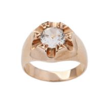 9ct gold ring set with clear stone, 5.7 grams, size S.