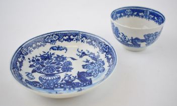 A late 18th century blue and white transfer-printed porcelain Worcester Bat pattern tea bowl and