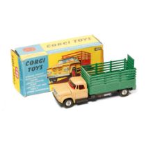 A boxed Corgi Toys 484 Dodge "Kew Fargo" Livestock Transporter. Die-Cat in very good condition,