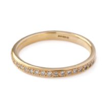 18ct gold half eternity ring set with diamonds, size M/N, 2.2 grams.