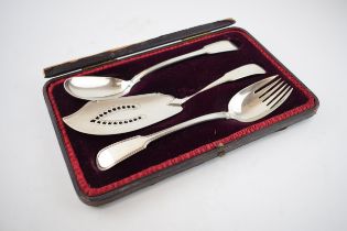 Georgian silver cased 3 piece cutlery set, London 1815, 394.2 grams.