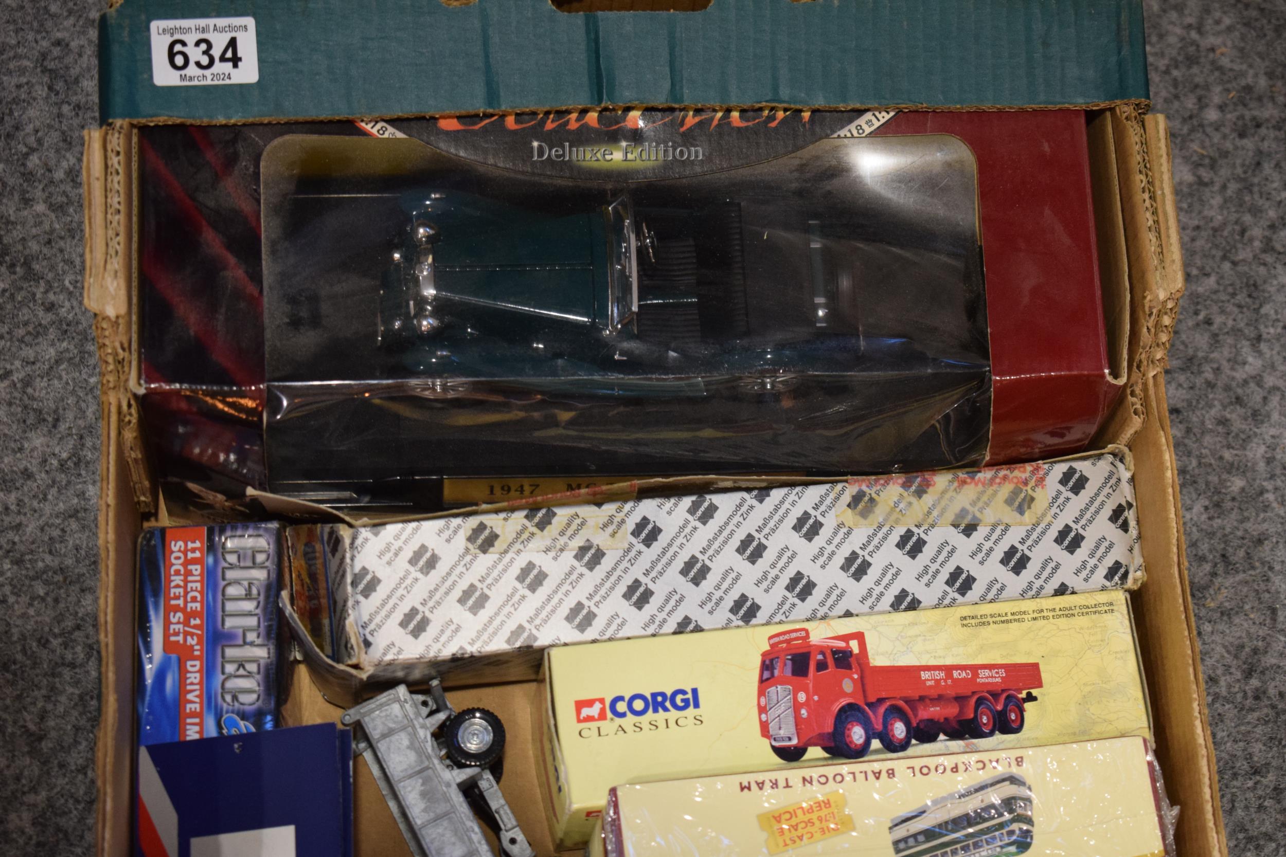 A collection of boxed die-cast vehicles to include Corgi Classics, Matchbox Models of Yesteryear, - Image 2 of 4