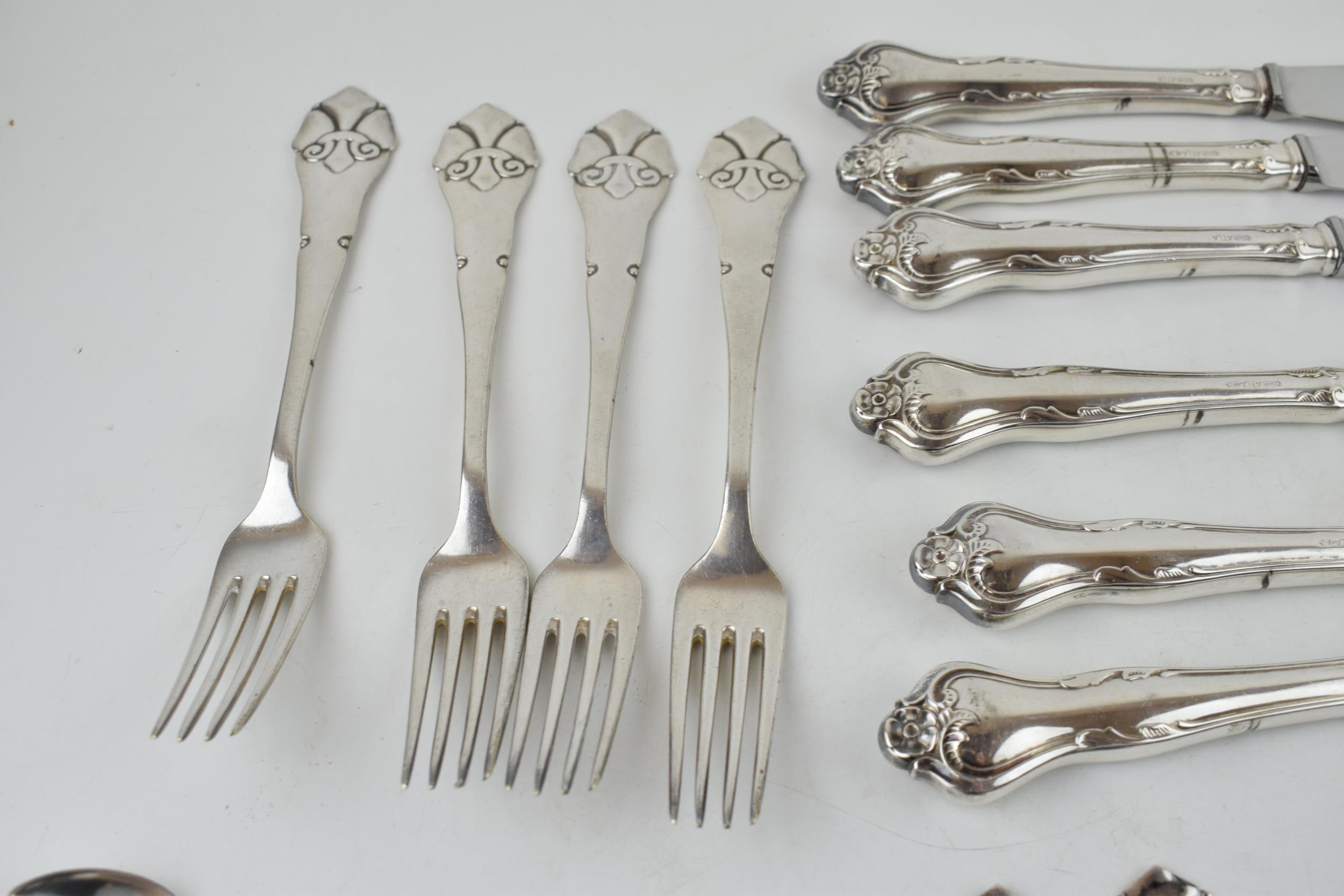 Danish 826 Three Towers silver items to include desert spoons and teaspoons together with a quantity - Image 6 of 7