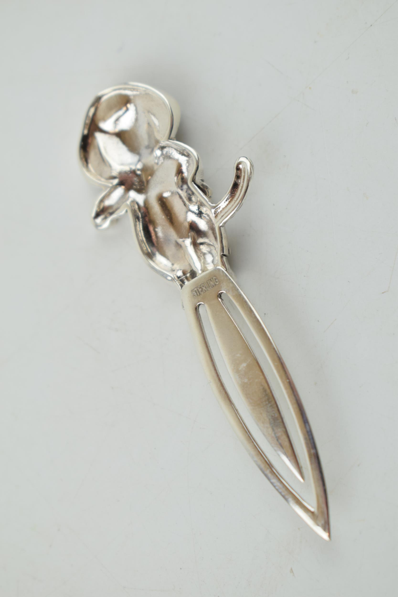 Sterling silver bookmark in the form of Tom Kitten, 7cm long. Modern. - Image 2 of 2