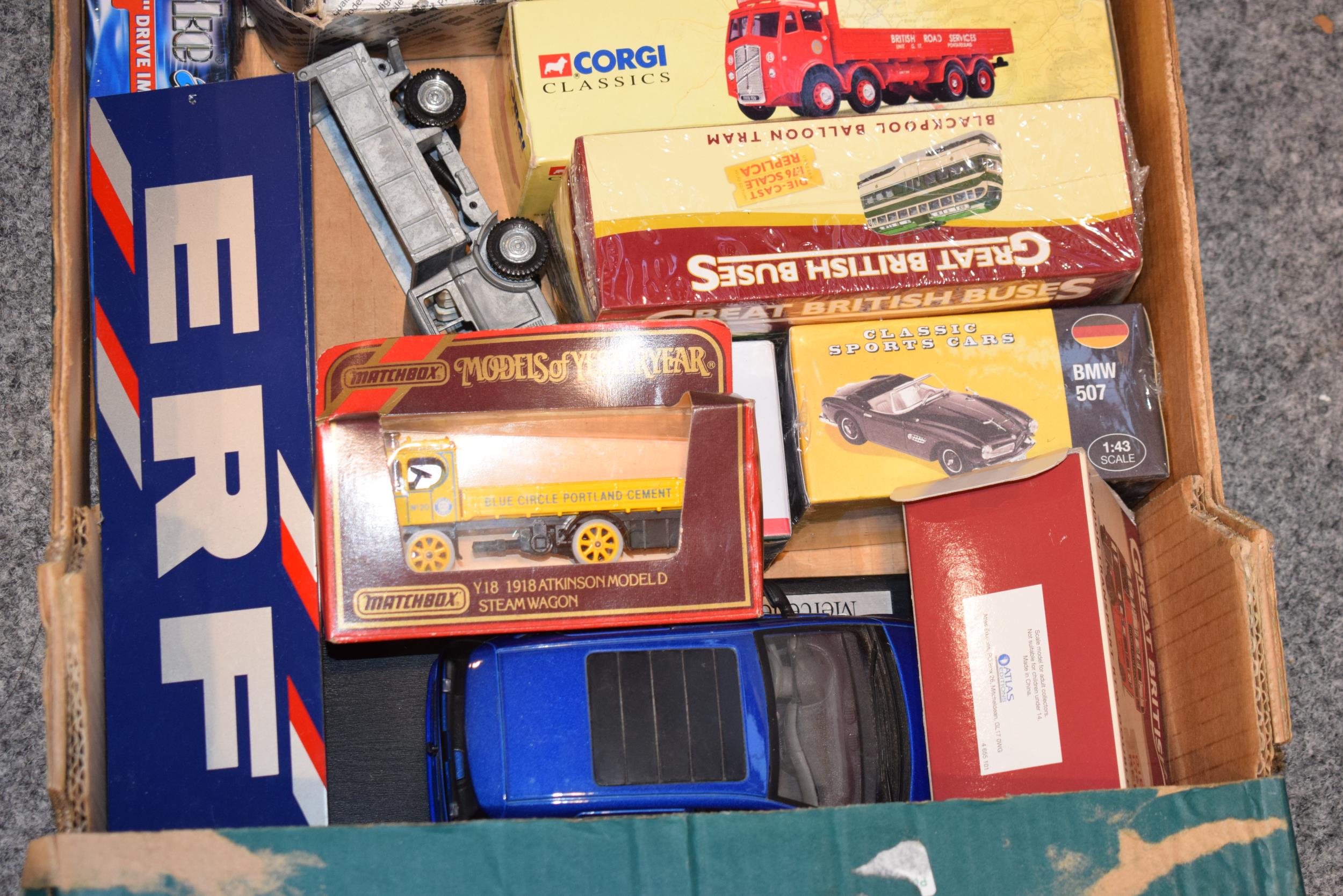 A collection of boxed die-cast vehicles to include Corgi Classics, Matchbox Models of Yesteryear, - Image 4 of 4