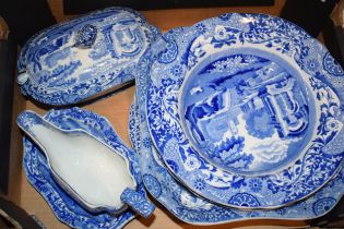 A collection of early 20th century Spode Italian ceramic dinner ware items to include two 10"