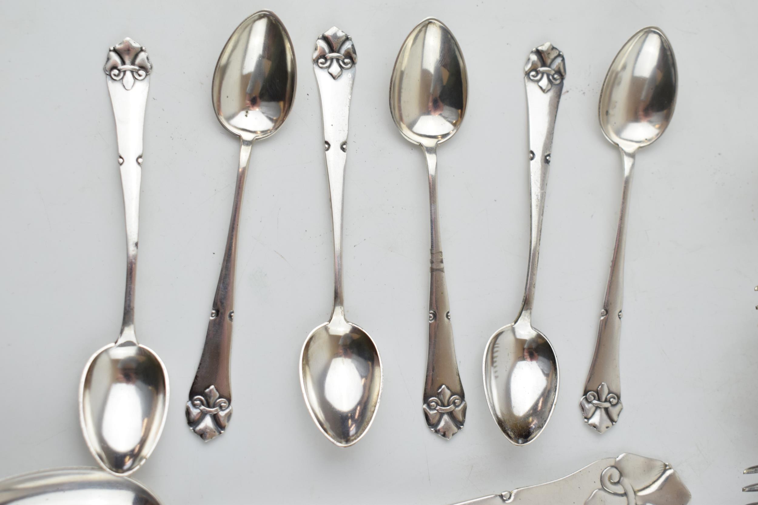 Danish 826 Three Towers silver items to include desert spoons and teaspoons together with a quantity - Image 3 of 7