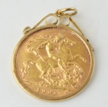 Half sovereign gold coin in mount, Edward VII 1908, 4.4g.