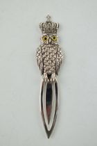Sterling silver bookmark in the form of a wise owl wearing a crown, 7.5cm long.