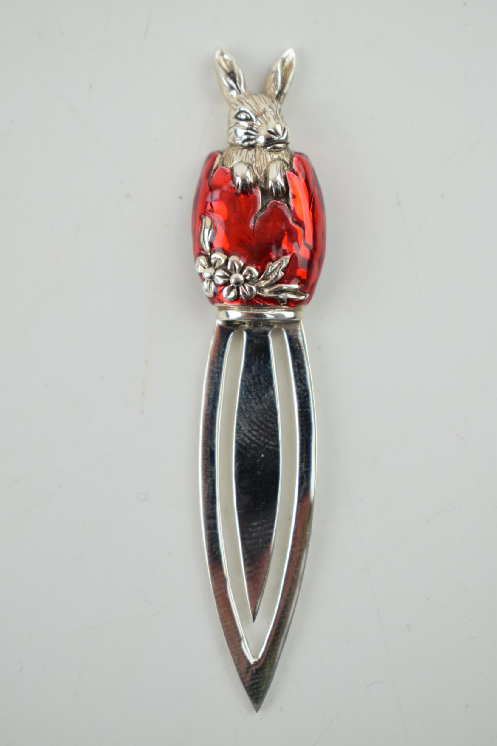 Sterling silver bookmark in the form of an easter bunny, 6.5cm tall. - Image 2 of 3