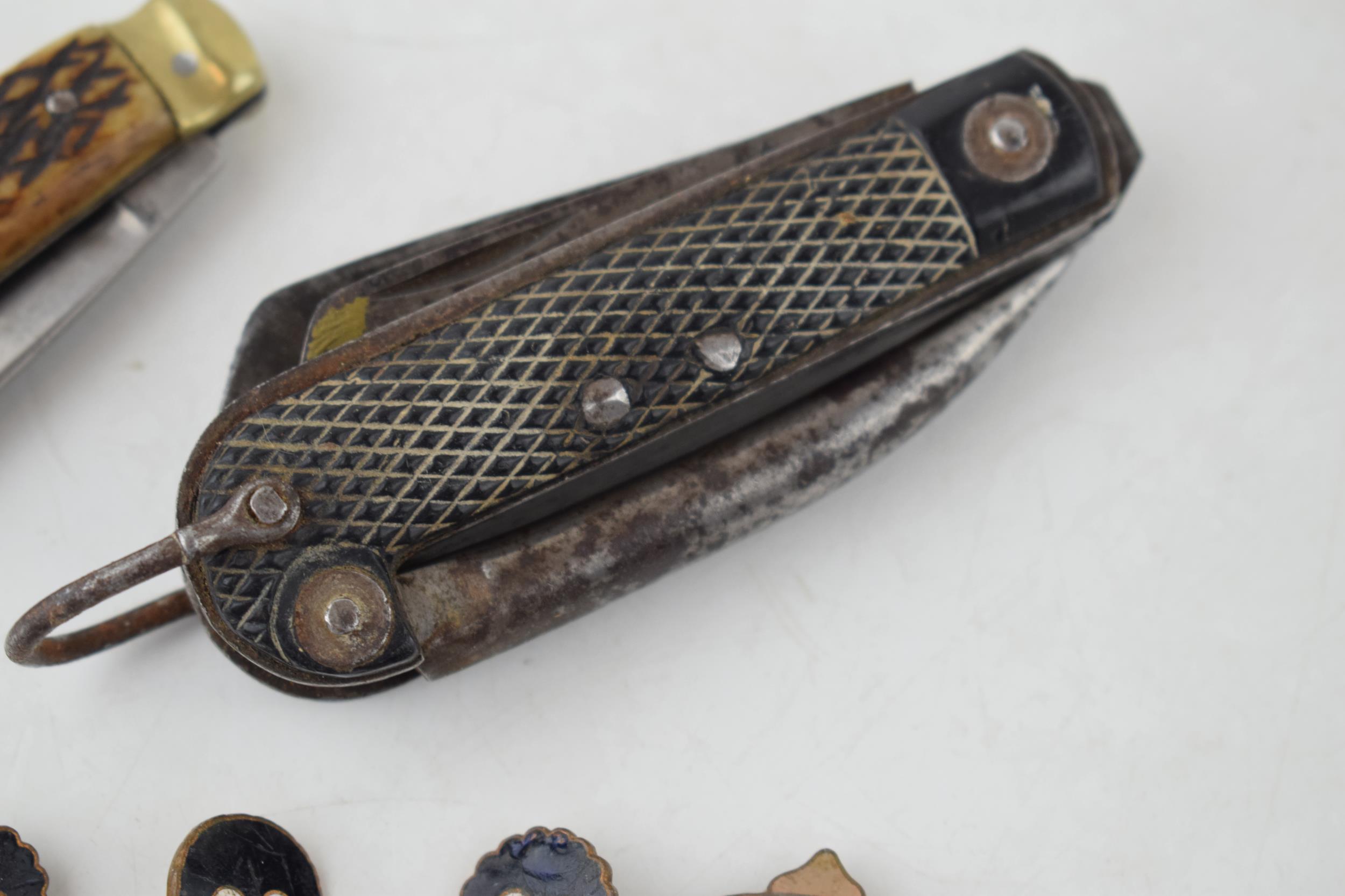 WWII era IXL George Wostenholm, Sheffield pocket knife marked with Broad-arrow and 1945, Rawson - Image 4 of 7