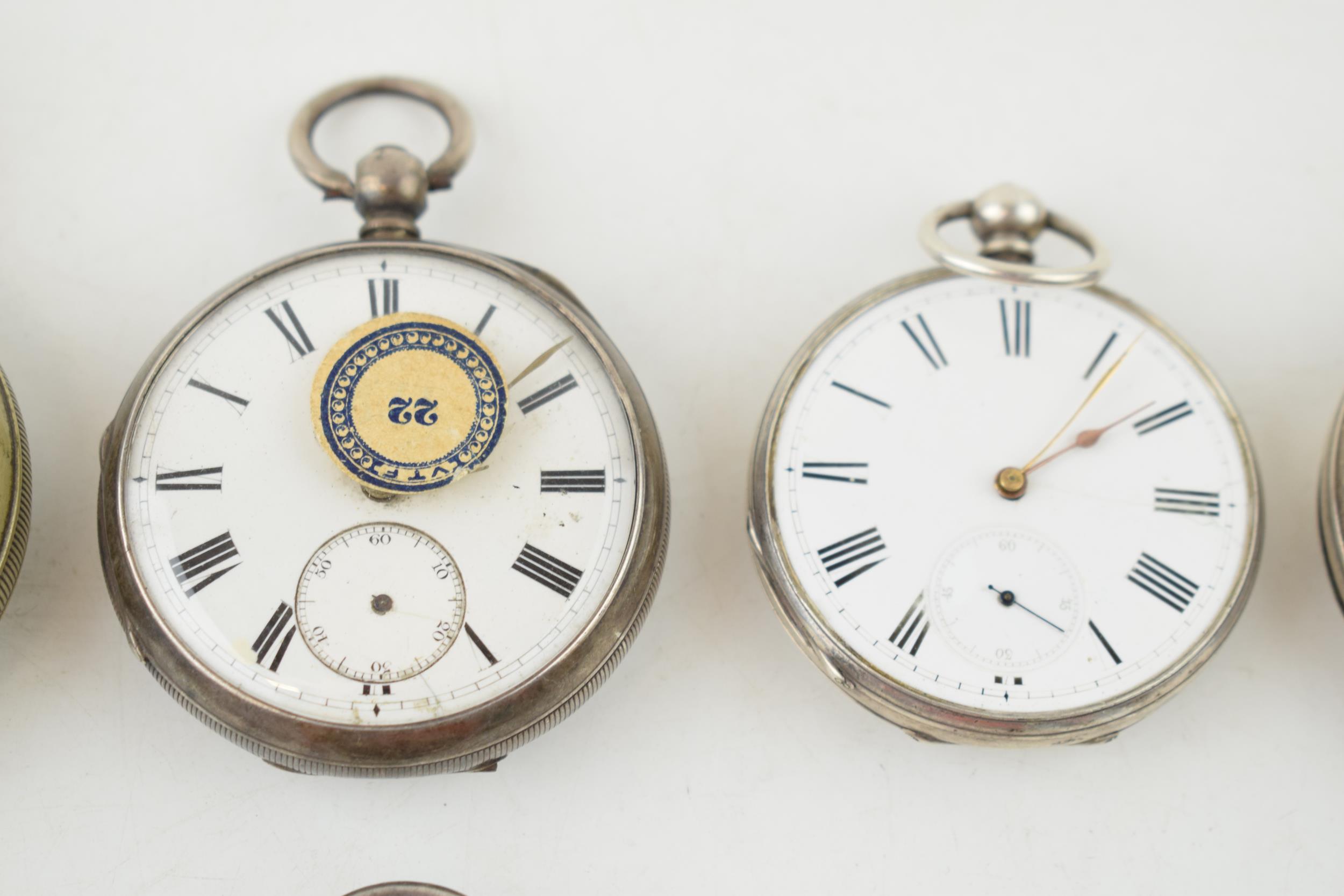 A collection of silver antique pocket watches a/f to include 1 plated example. (10) - Image 3 of 7