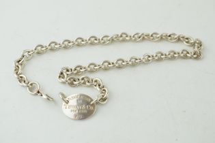 Silver Tiffany & Co link necklace with Tiffany tag, 53.1 grams, 40.5cm long.