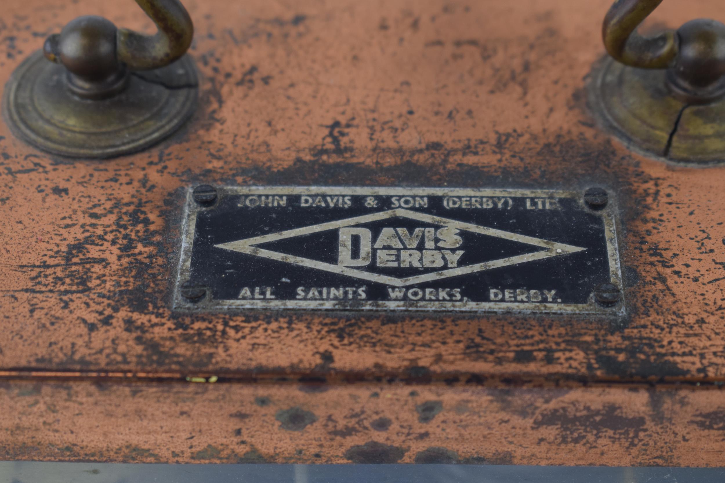 John Davis & Son (Derby) Ltd. 'Davis Derby' Barograph in copper case. Height 17cm. In good - Image 2 of 5
