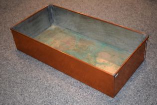 Vintage copper kitchen tray / planter Dimensions 28cm x 55cm x 13.5cm. In good original vintage