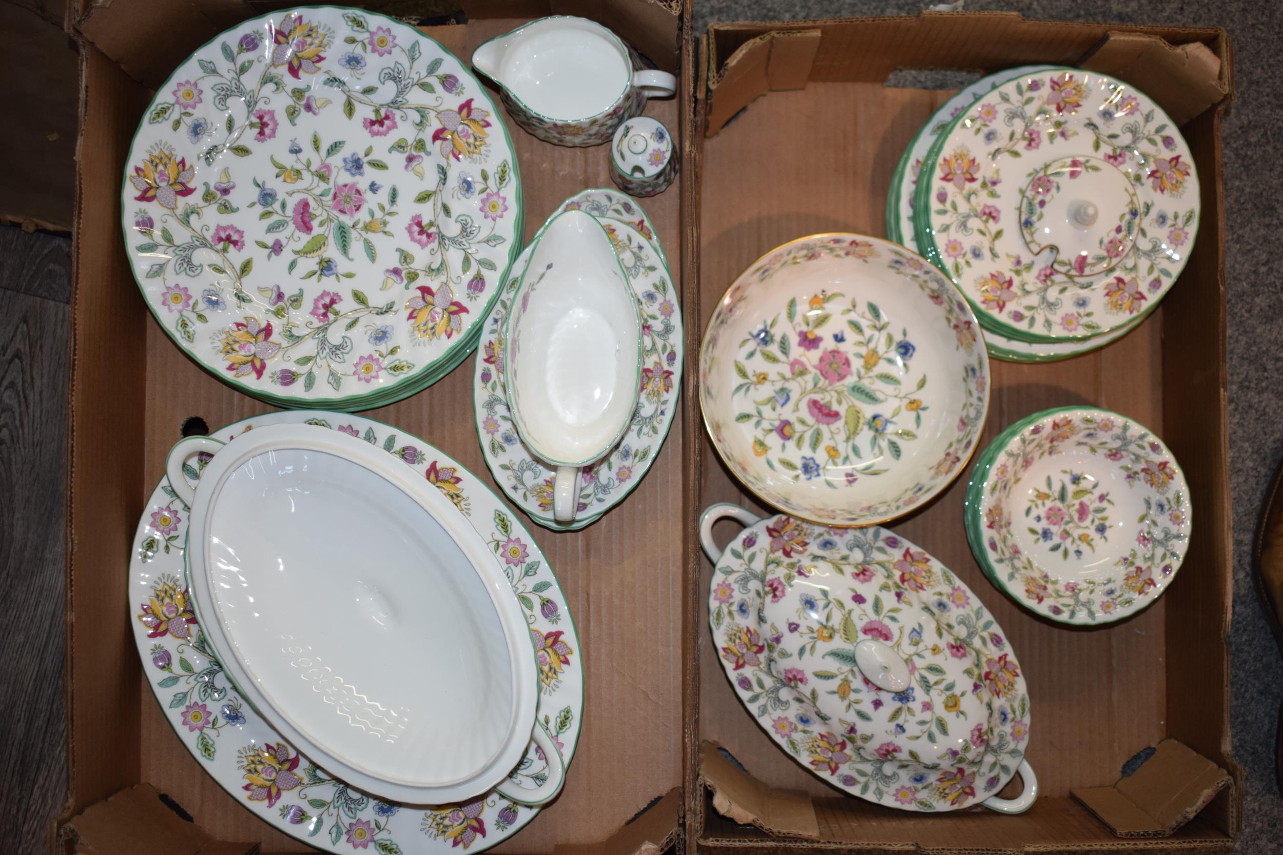 Minton Haddon Hall dinner ware to include 2 large oval tureens, 8 large dinner plates, 8 bowls, 16 - Image 2 of 4