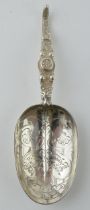 Edwardian ornate silver spoon, 37.8 grams, London 1902, 12.5cm long.