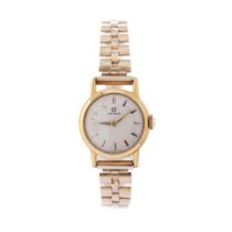 Omega ladies manual wristwatch, 19mm, in gold plated case, on 9ct gold strap, gross weight 17.0