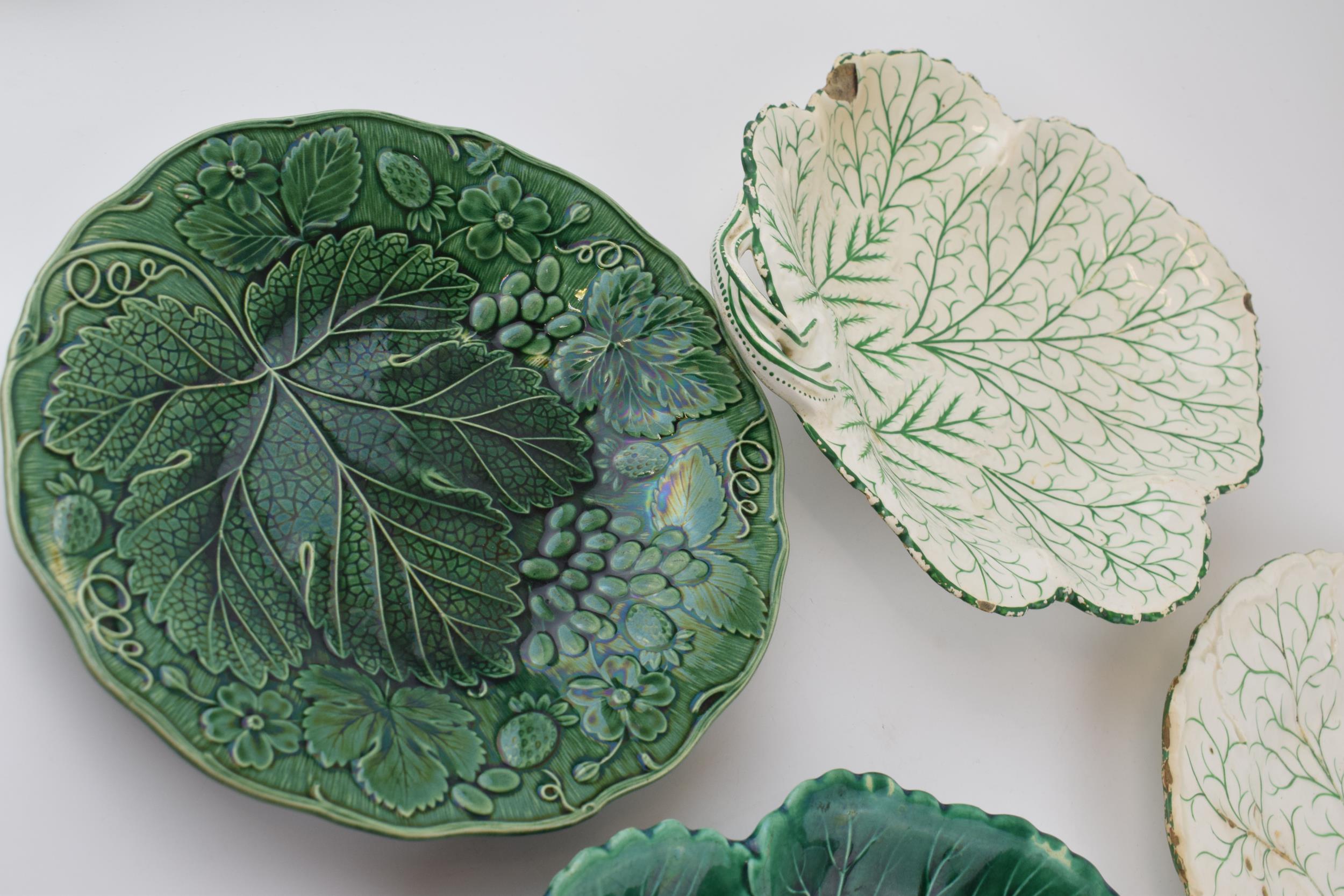 A group of early 19th century moulded green glaze and painted dessert wares and a similar Spode - Image 4 of 5