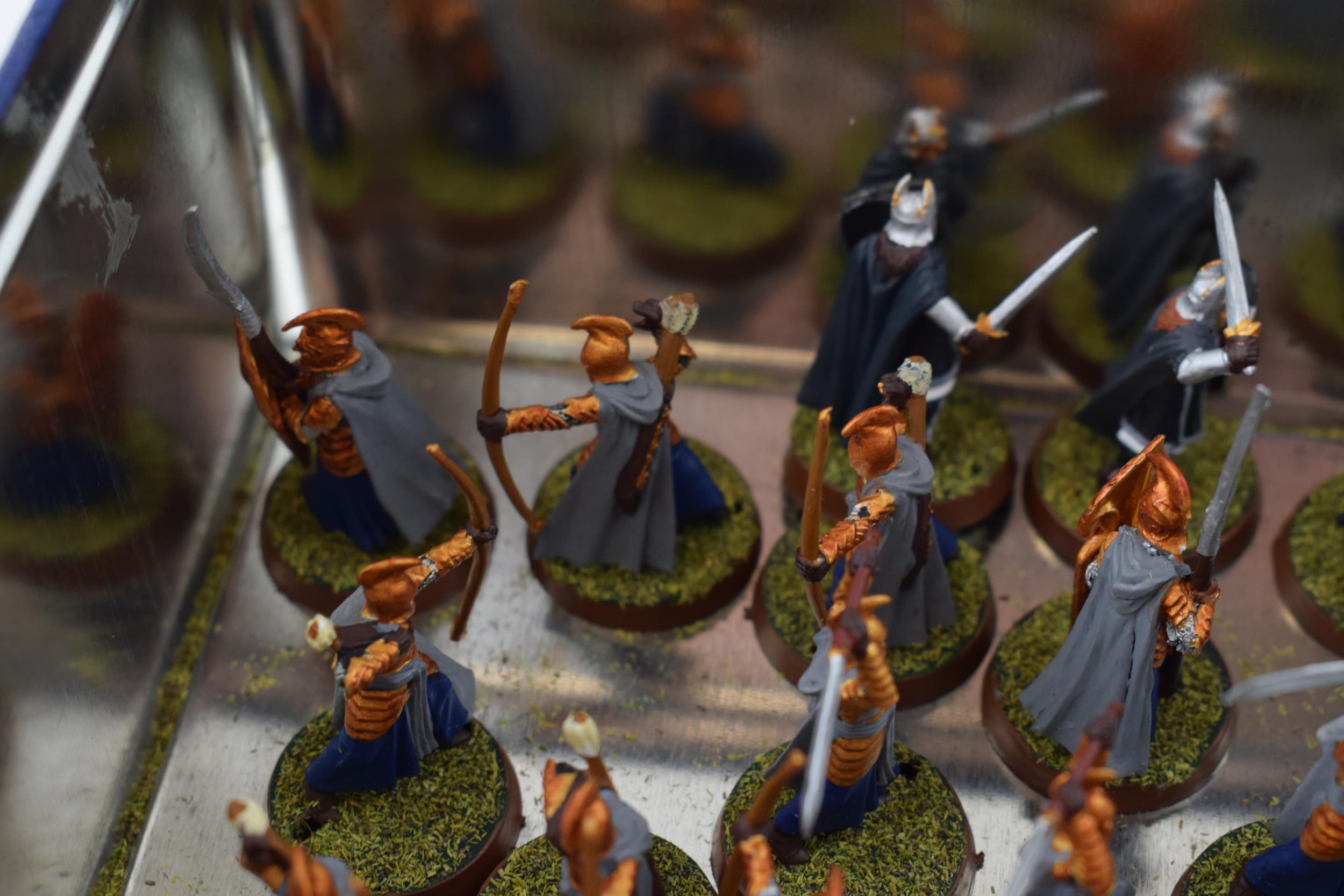 A collection of cast metal war-games and miniature figures by 'Games Workshop' from the 'Lord of The - Image 9 of 10
