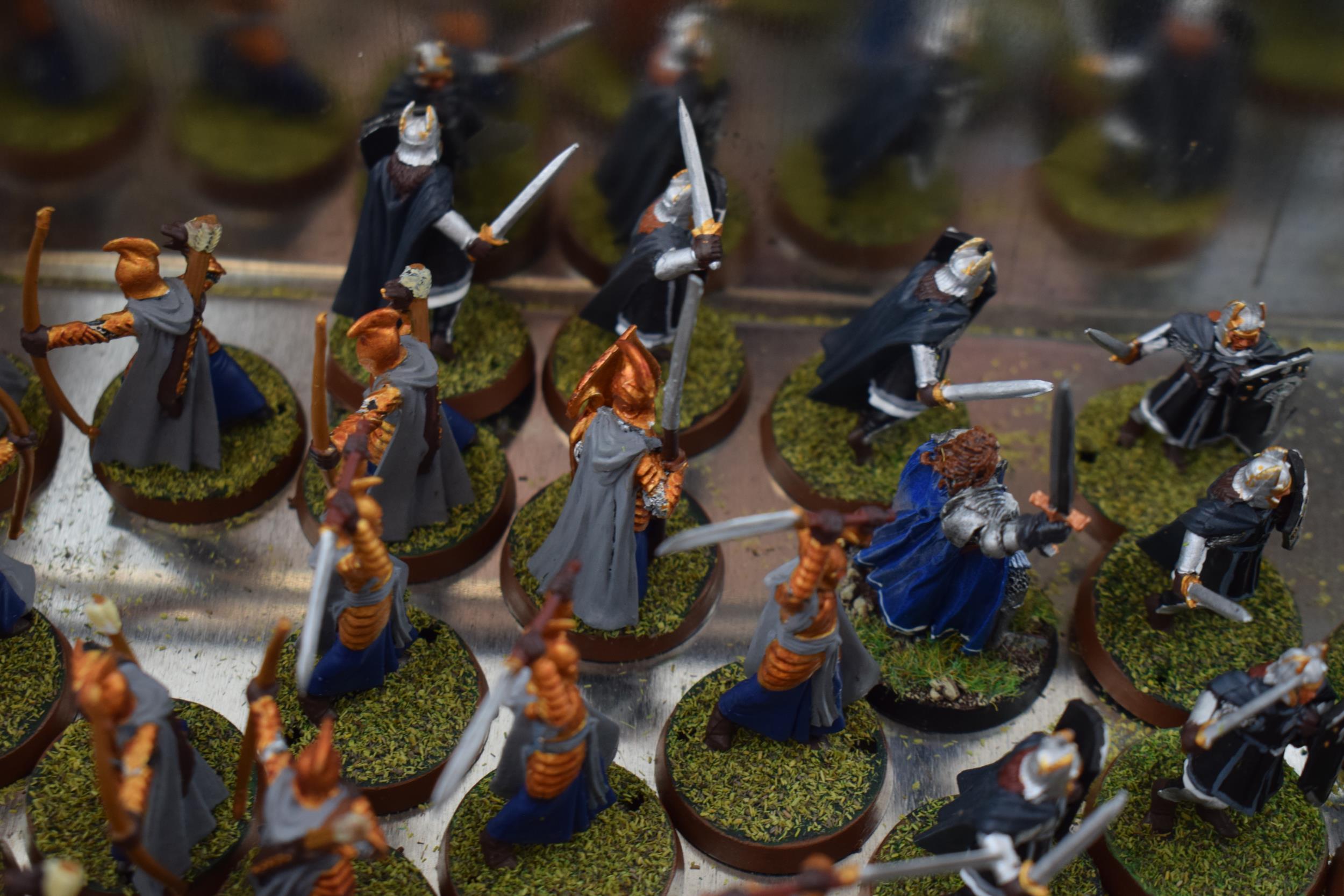 A collection of cast metal war-games and miniature figures by 'Games Workshop' from the 'Lord of The - Image 8 of 10