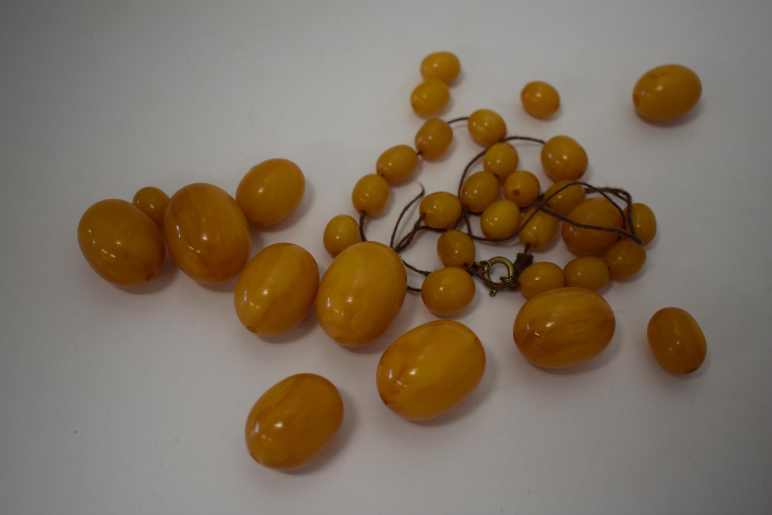 Butterscotch amber similar graduated necklace beads. Weight 84 grams. beads good but a/f have become - Image 8 of 11