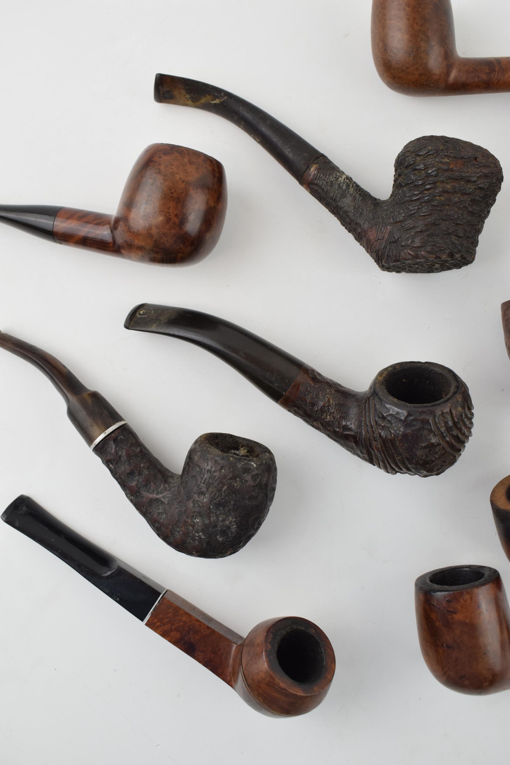 A collection of vintage tobacco smoking pipes to include briar examples by 'Captain Black', ' - Image 3 of 3