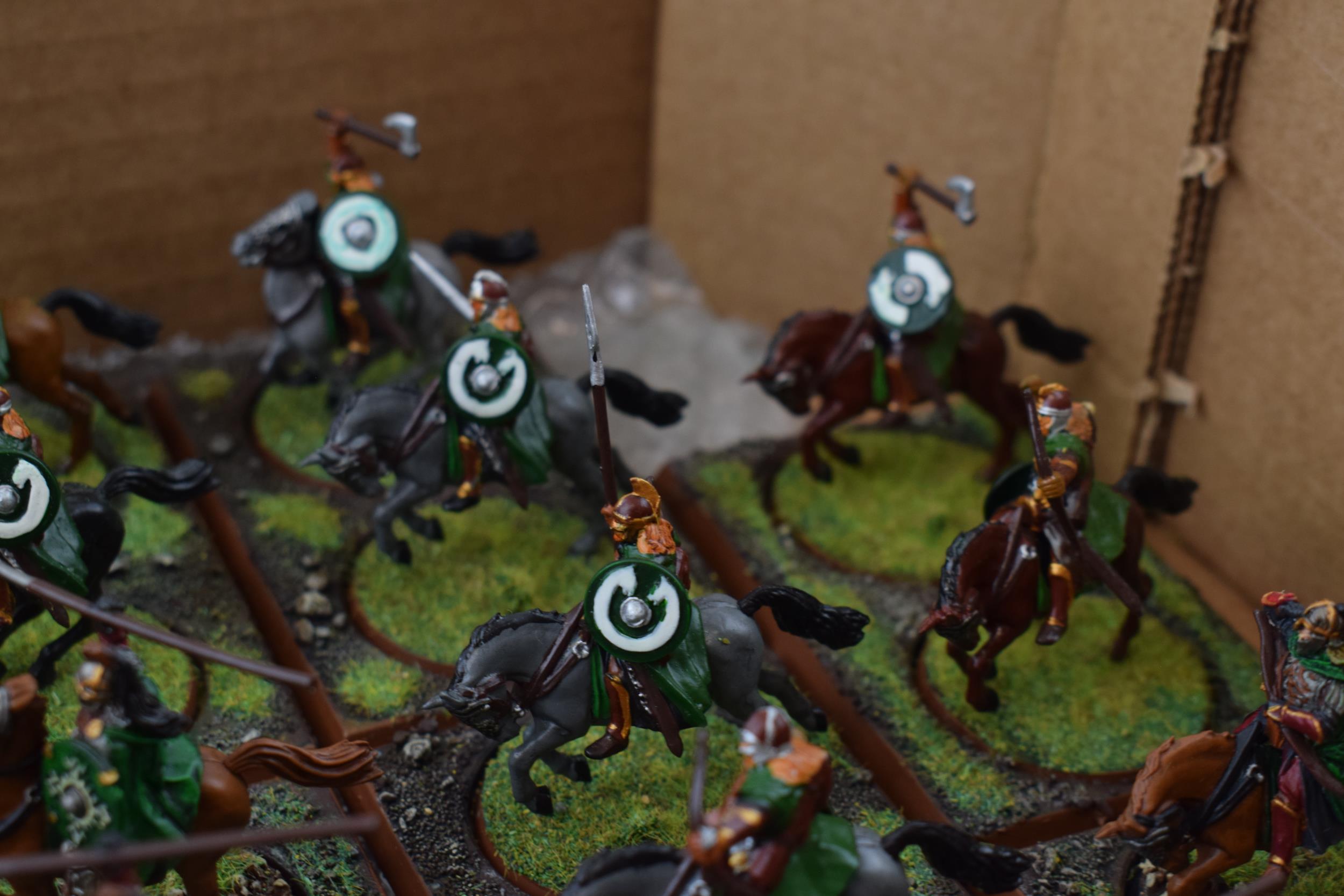 A collection of cast metal war-games and miniature figures by 'Games Workshop' from the 'Lord of The - Image 4 of 9