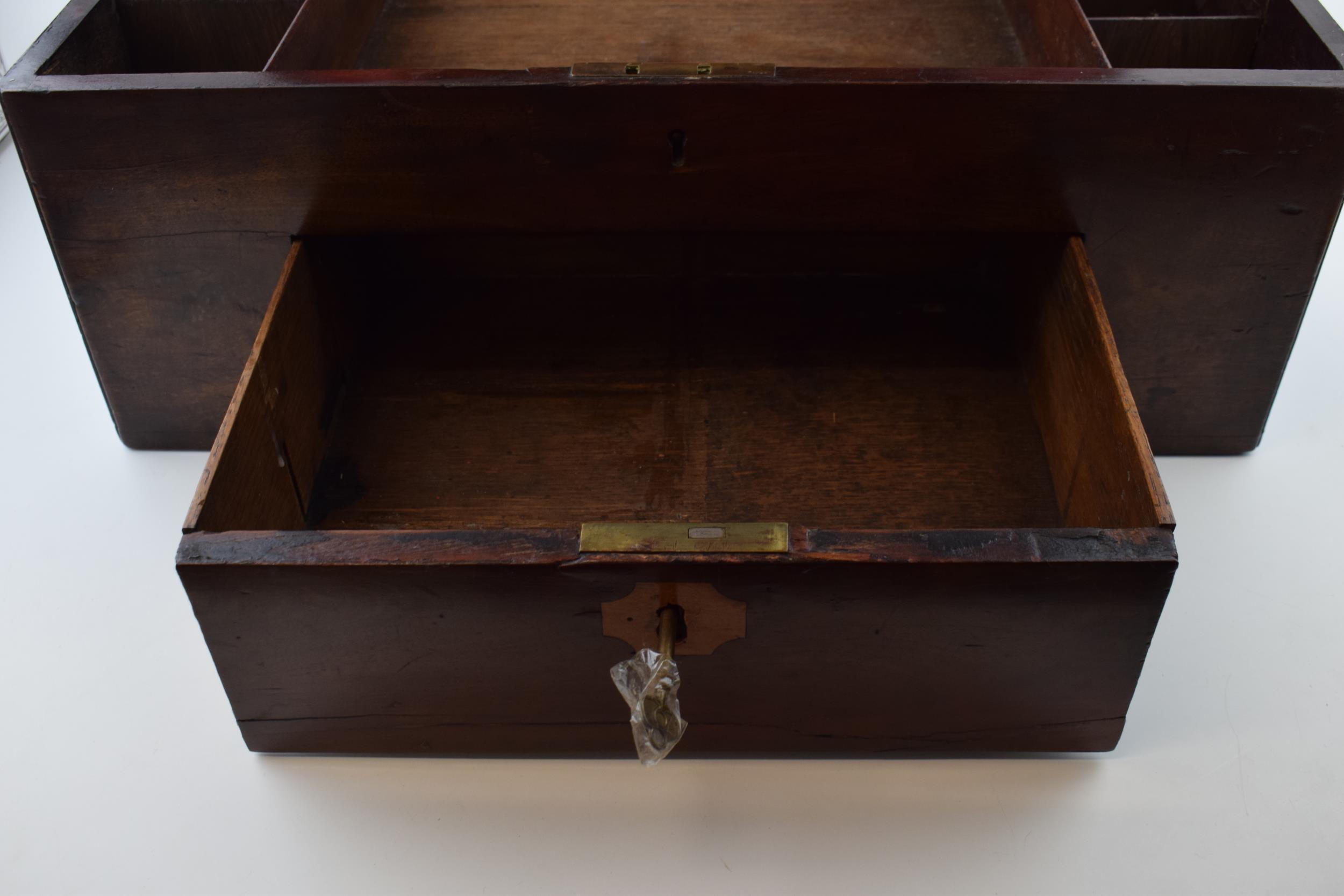 19th century mahogany apothecary box with fitted interior with space for 6 bottles, with brass - Image 3 of 5