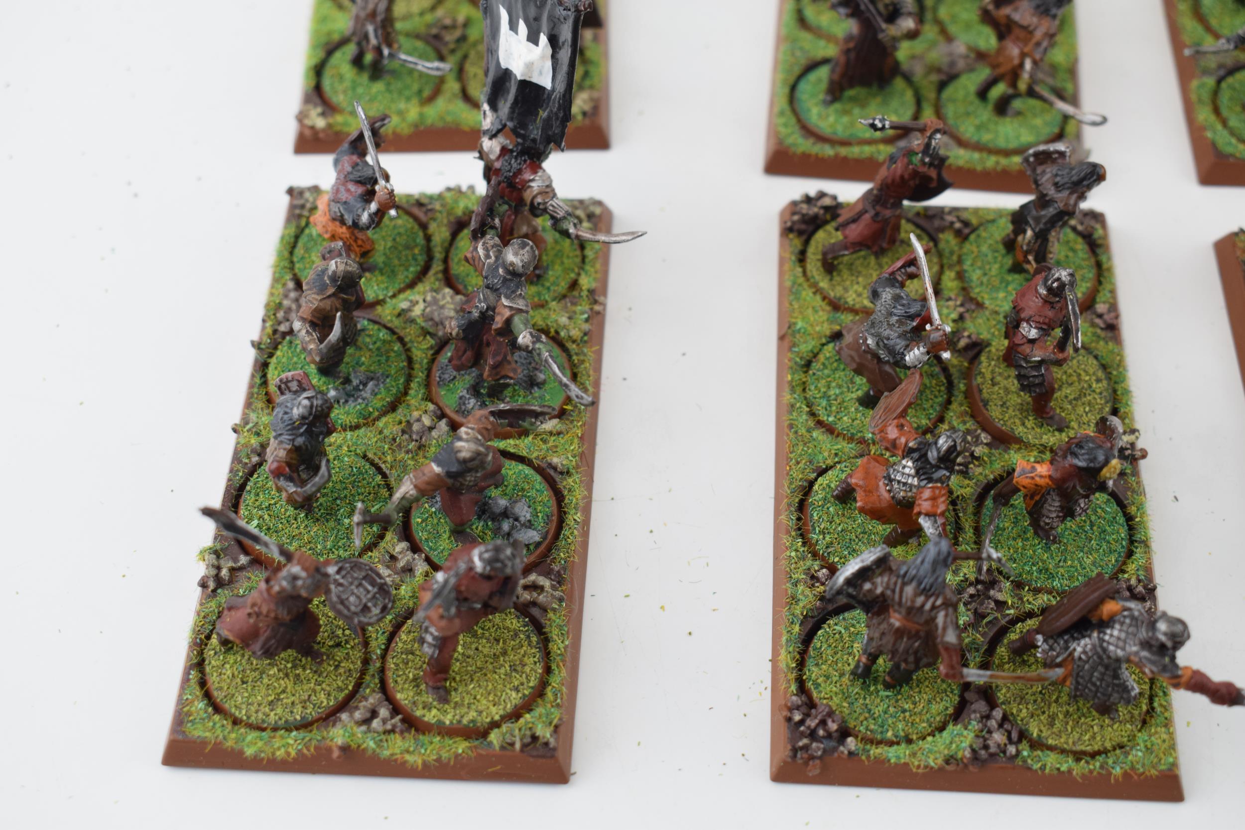 A collection of cast metal and plastic war-games and miniature figures by 'Games Workshop' from - Image 5 of 7