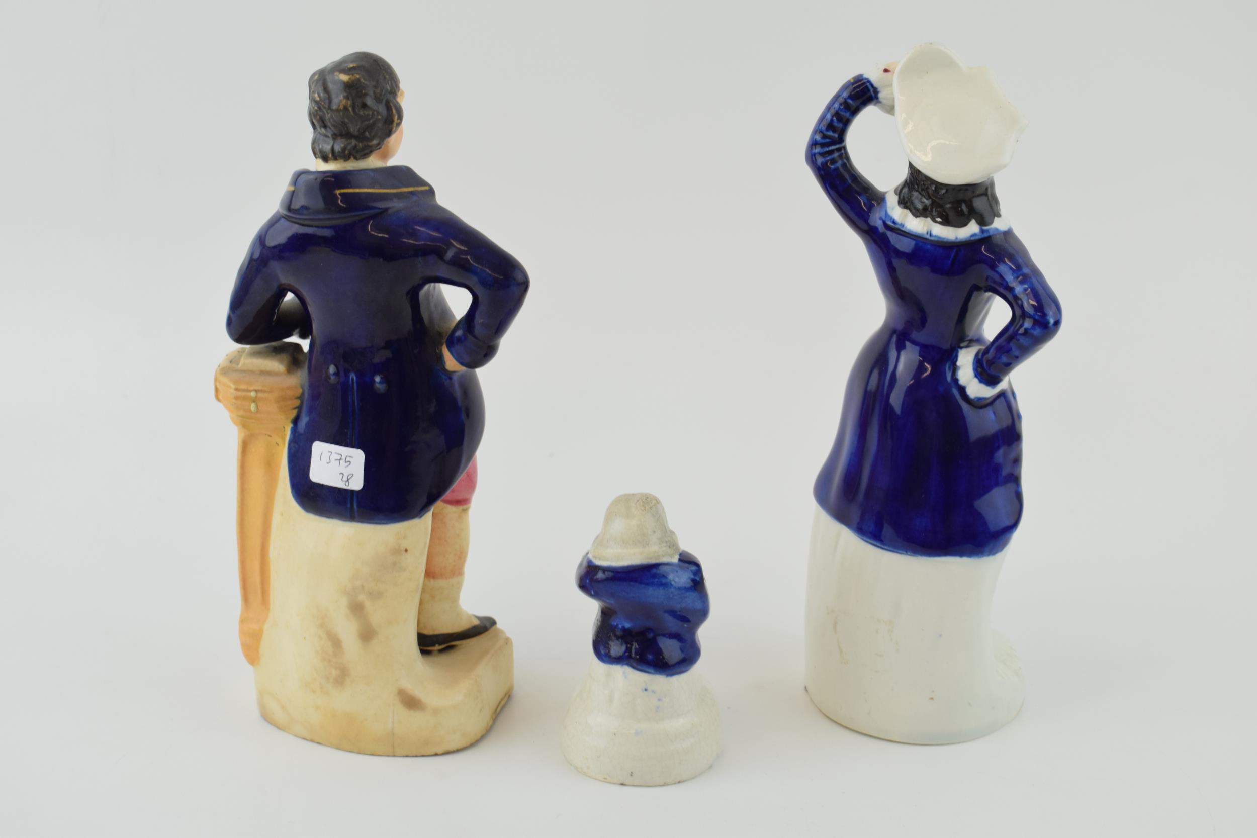 A group of Victorian Staffordshire Figures, including a lady with violin, tallest 21cm (3). In - Image 4 of 4