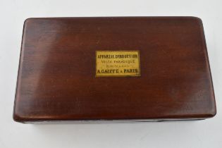 19th century pocket cased 'Shock Therapy' magneto device 'Quack Doctor' retailed by Mackey & Co,