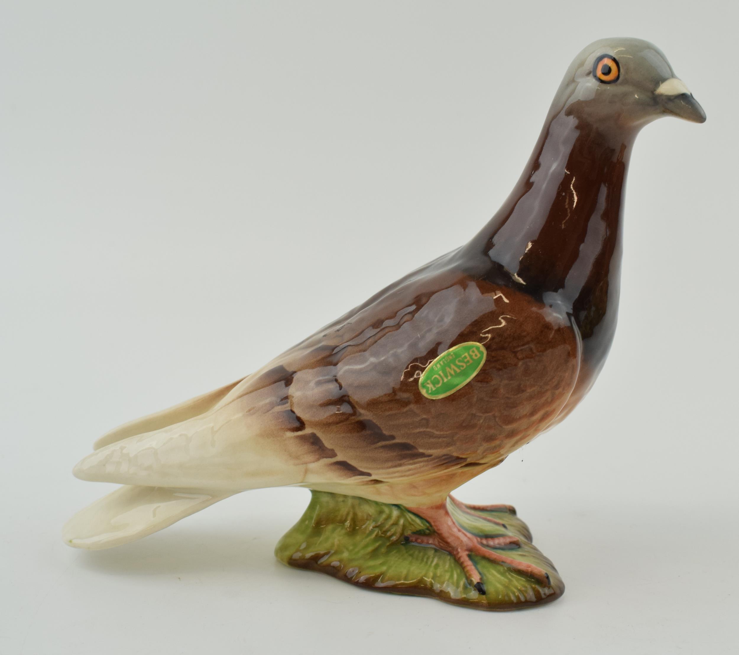 Beswick Pigeon 1383 in brown. In good condition with no obvious damage or restoration.