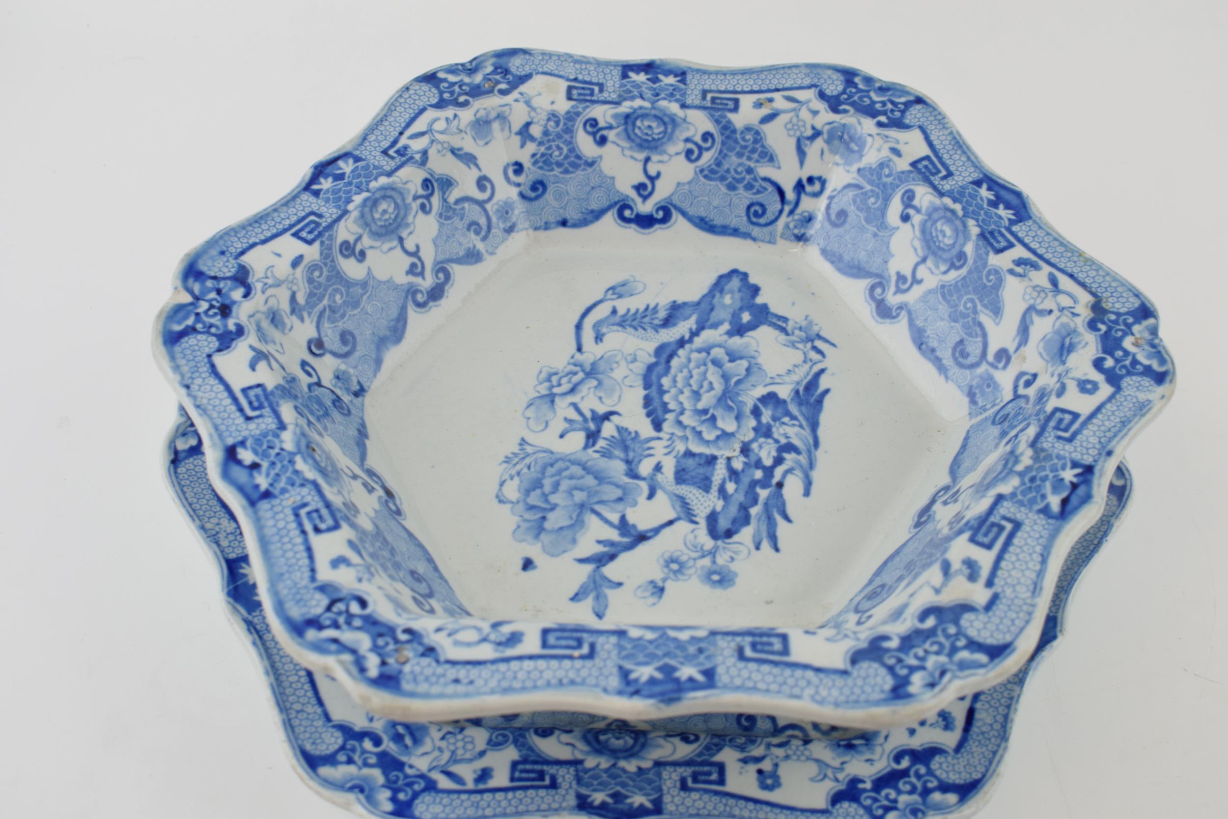An early 19th century blue and white transfer-printed Masons Ironstone China Blue Pheasant pattern - Image 5 of 8