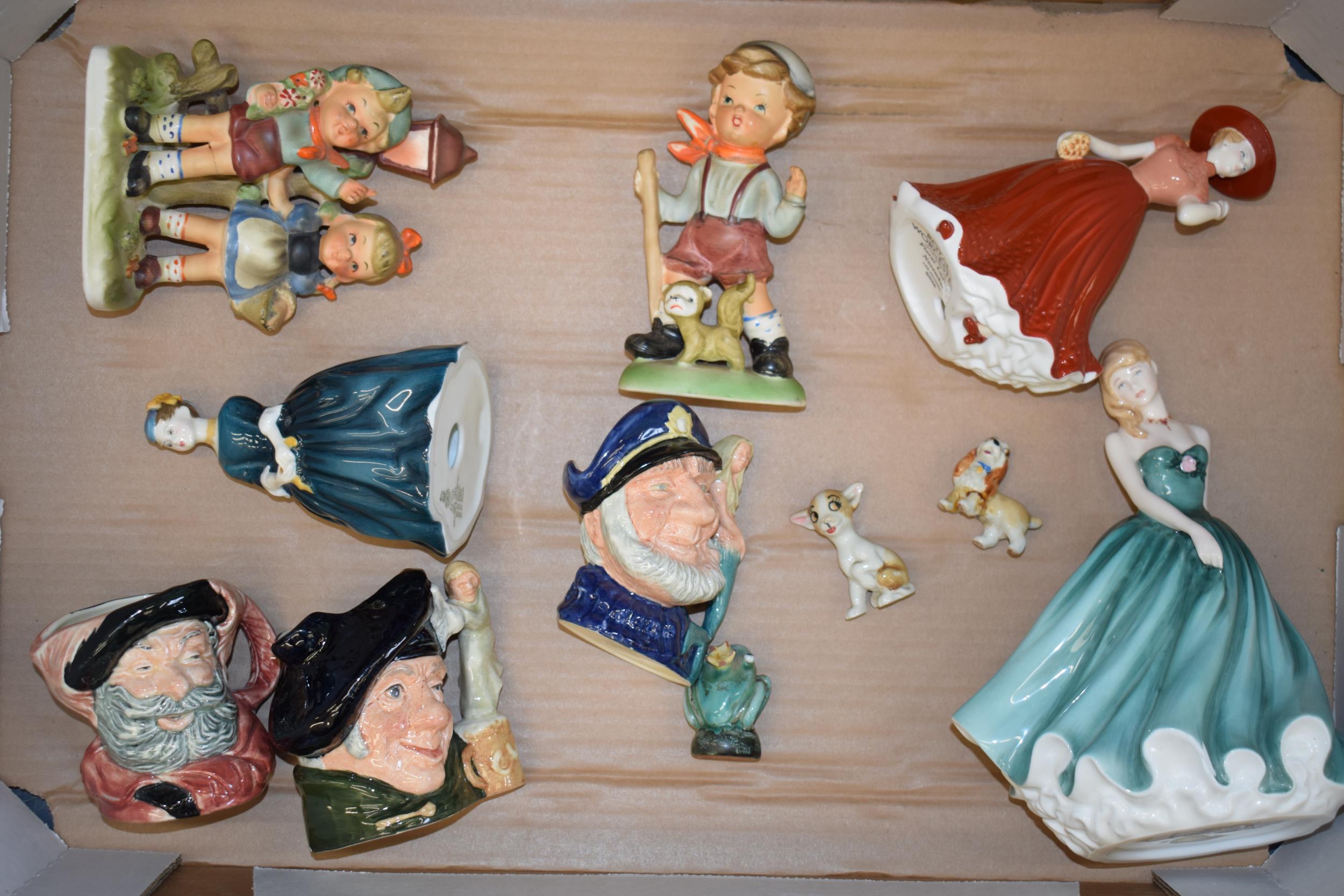 A collection of damaged pottery to include Royal Doulton figures, Wade, and others (Qty). In good