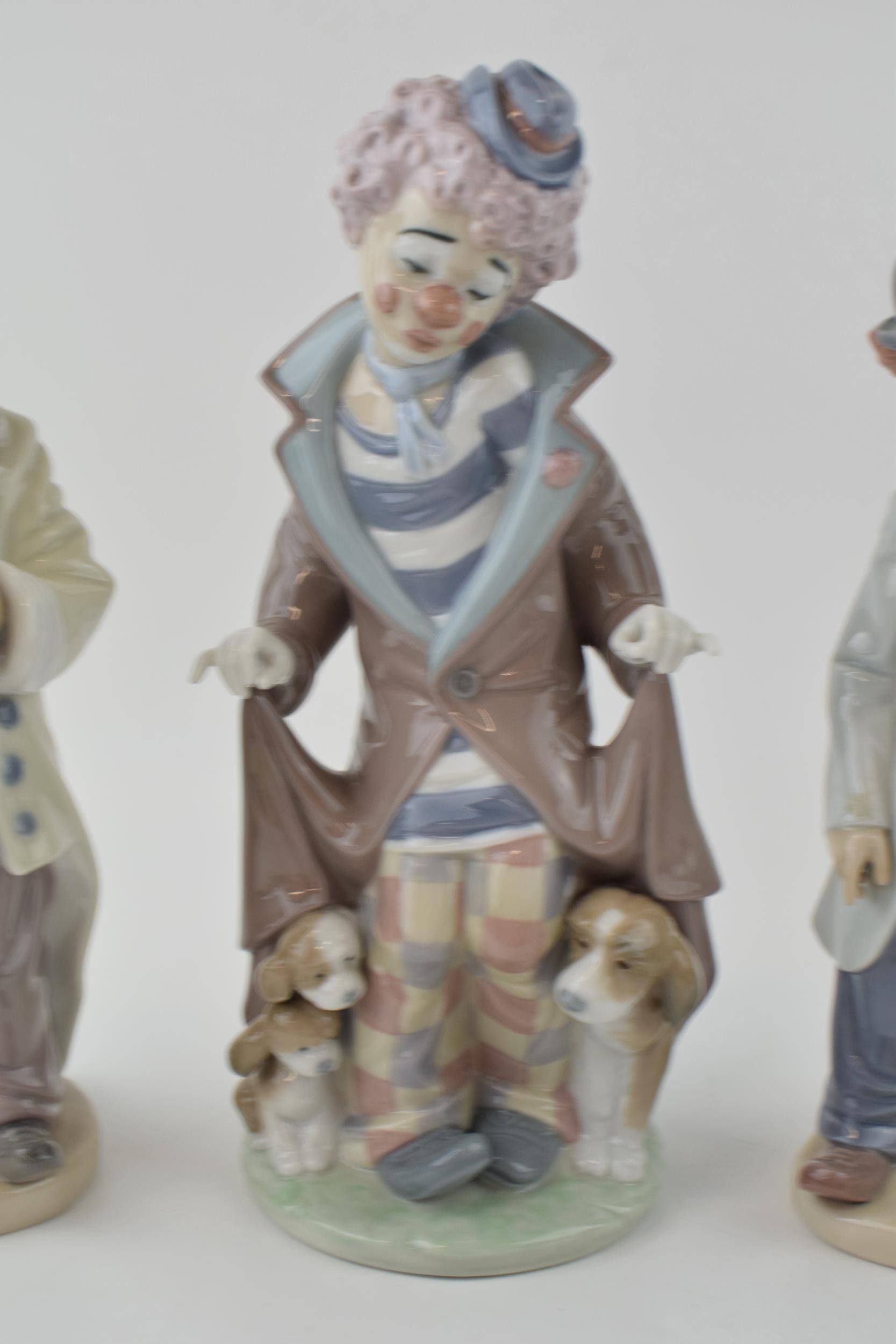 Lladro Clown figures Sad Sax 5471, Circus Sam 5472 & Surprise 5901, tallest 25cm (3). In good - Image 3 of 4